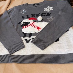 New sweater size 2X